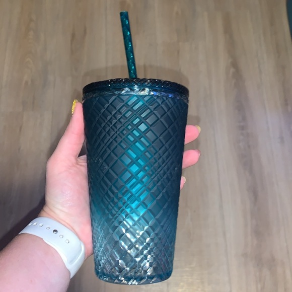 Starbucks Dining Starbucks 2023 Green Gradient Ombre Jeweled Grande Tumbler - Picture 3 of 5